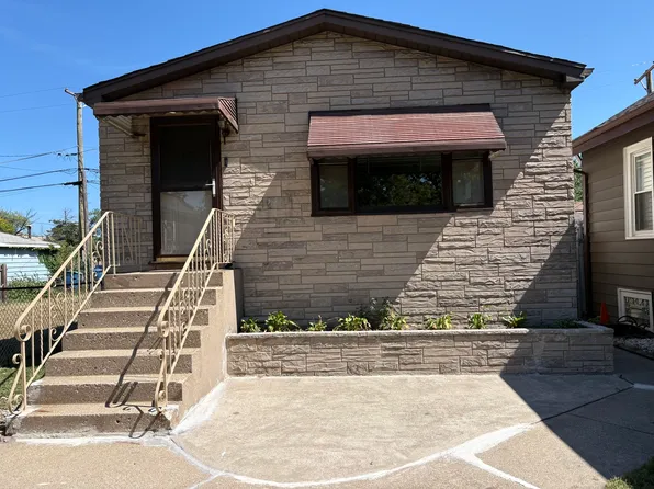 647 Forsythe Ave, Calumet City, IL 60409