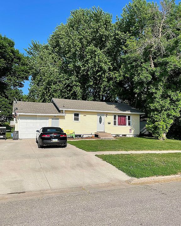 1st image of 1505 Jackson Ave