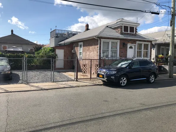 195 Beach 24th Street image 5 of 30