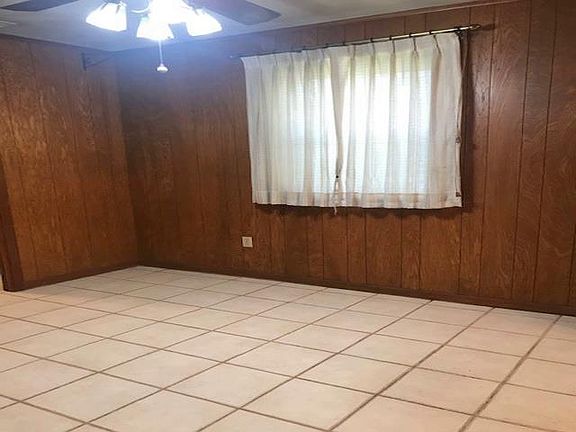 5th image of 308 Englewood Dr