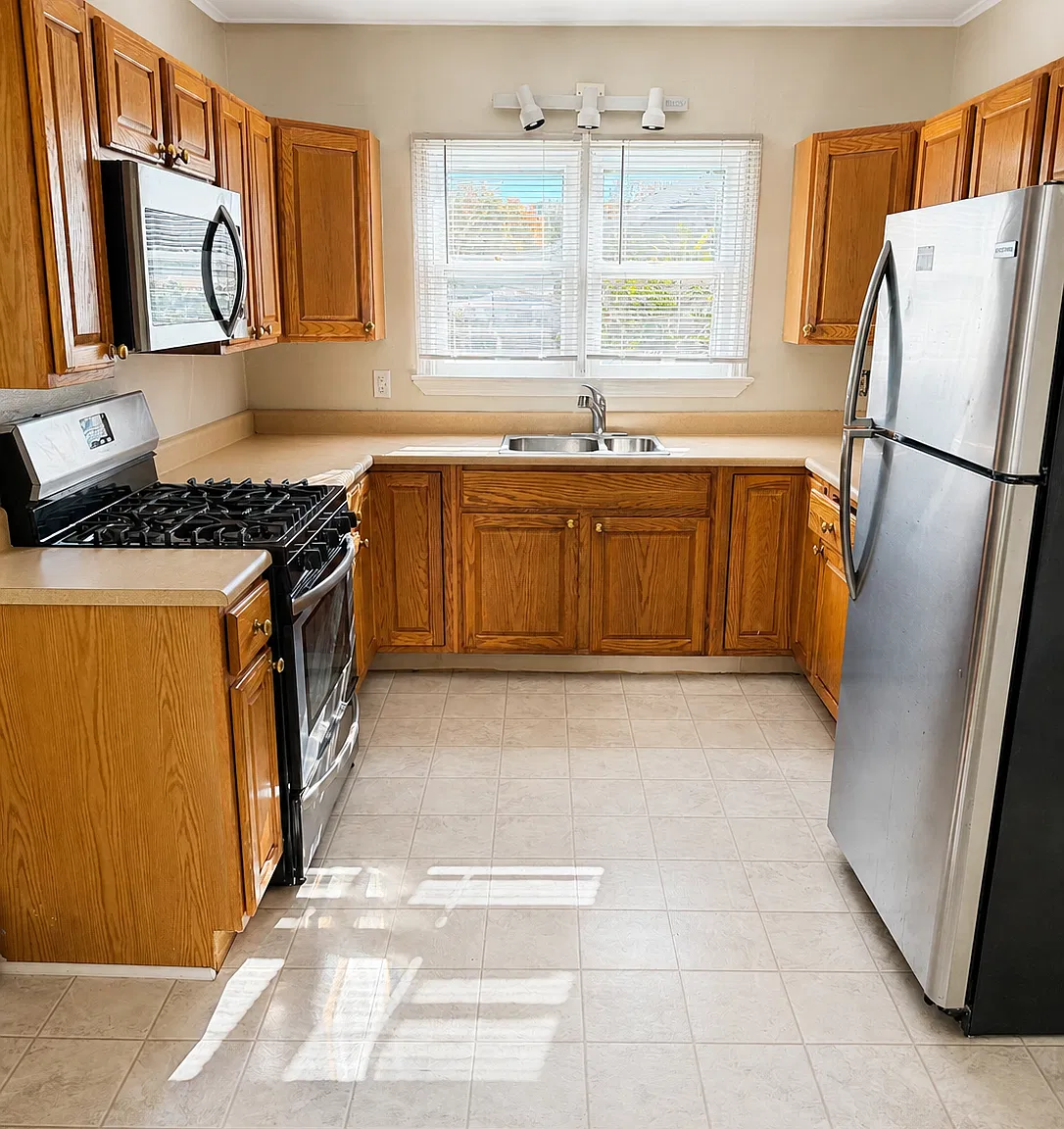 1 bed, 600 sqft, $1,995 — Photo 3