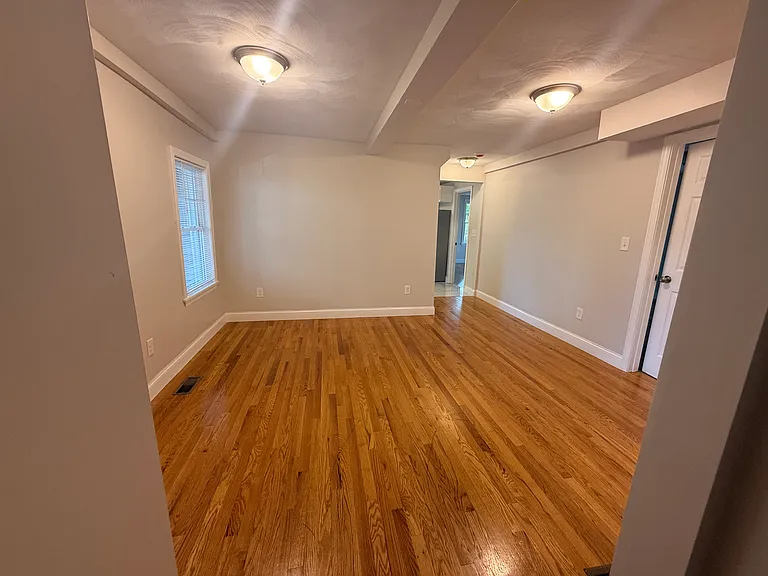 54 N Putnam St #1 — Photo 5