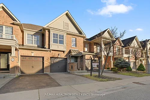 110 Expedition Cres Photo 1