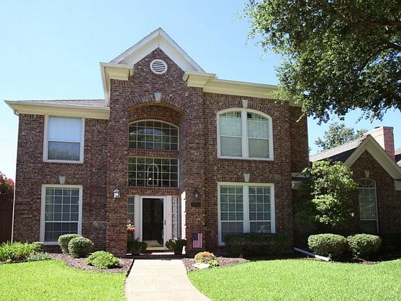 2nd image of 4004 Mayflower Ln
