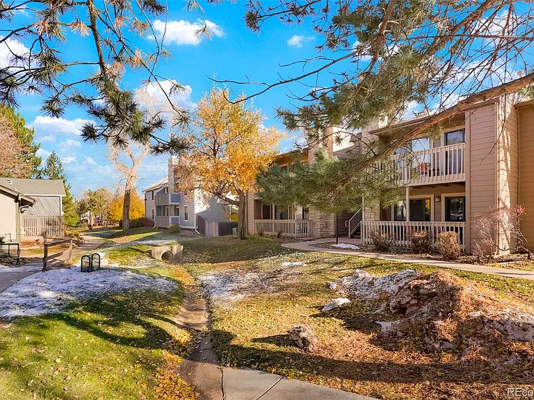 10273 E Peakview Ave #D202 — Photo 9