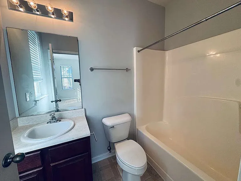 929 Morris Dale Ln — Photo 9
