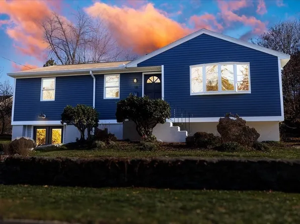 18 Claffey Ave, Worcester, MA 01606