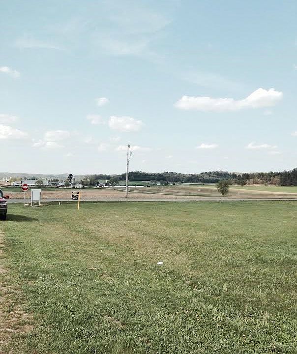 2nd image of L14 Harlan Rd