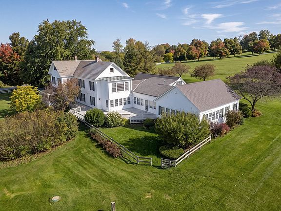 3rd image of 1329 Arnold District Road