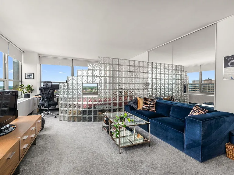 3550 N Lake Shore Dr #1912 — Photo 4