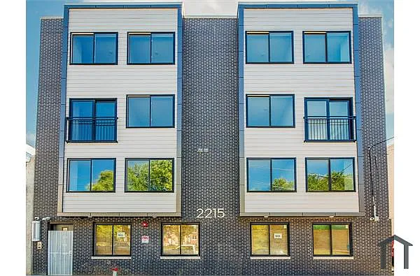 Building Photo - 2215 N 7th St #2