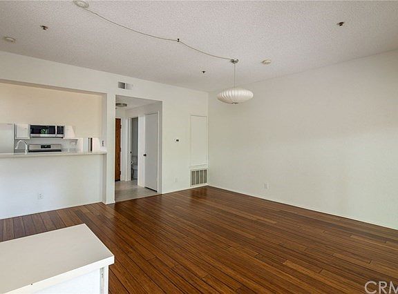 4th image of 2571 Plaza Del Amo Unit 111