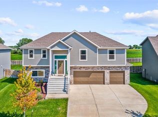 16030 Craig St, Basehor, KS 66007