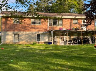 107 Eakin St SE #B, Blacksburg, VA 24060