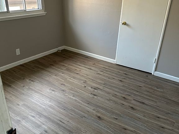 3rd image of 690 Vine St APT 6
