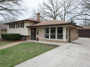 4617 Wilson Rd, Kenosha, WI 53142