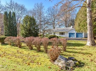 31 Middle St, Amherst, MA 01002