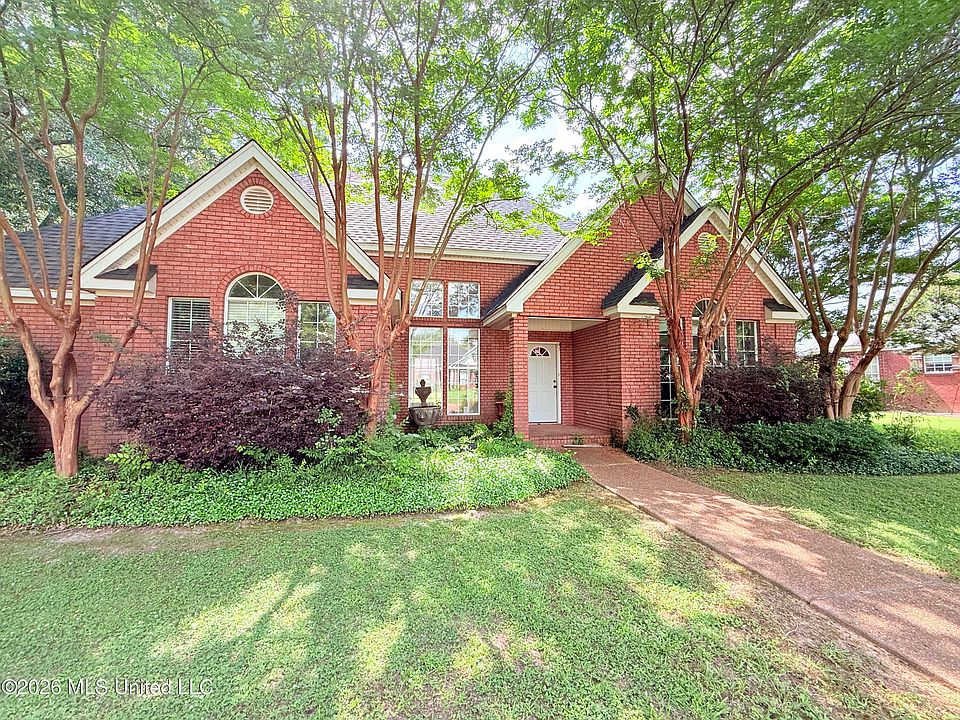 1st image of 2465 Pryor St