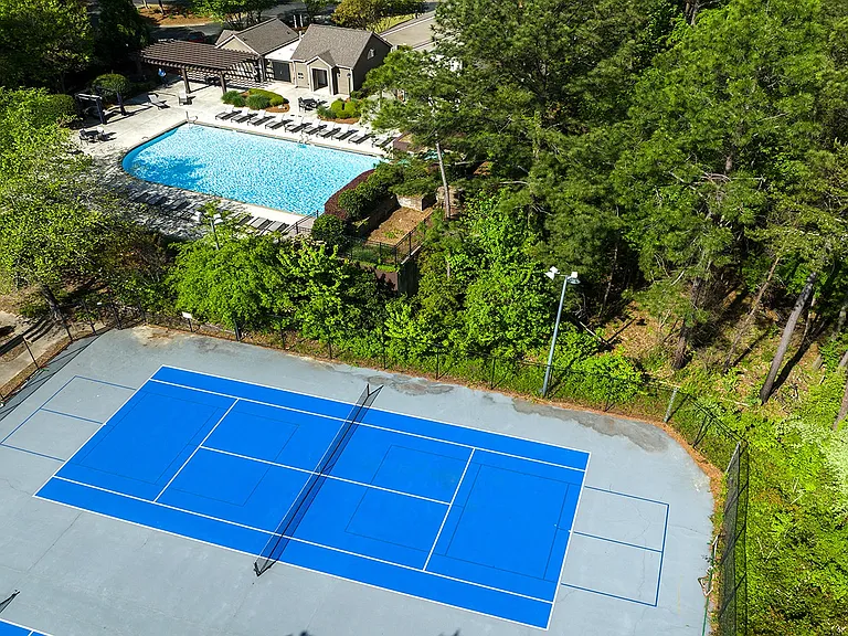 Sport Courts - Wynnwood Vinings Apartments