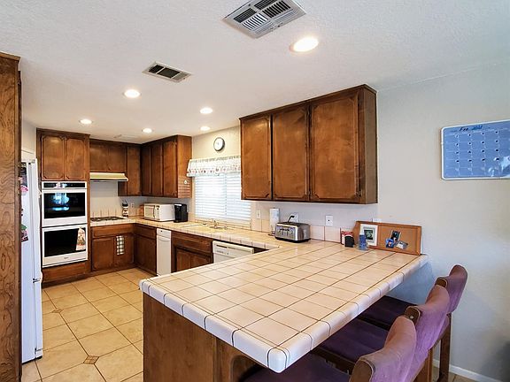 5th image of 26964 Fairacres Ln