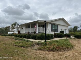 2306 Big Springs Rd, Carthage, MS 39051
