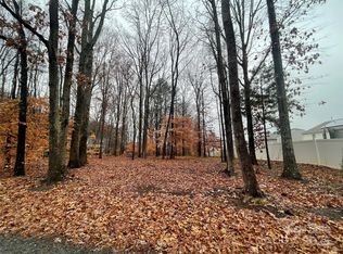 8225 Teeter Dr, Charlotte, NC 28215