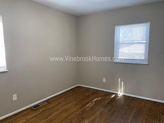 5th image of 10031 Winkler Dr