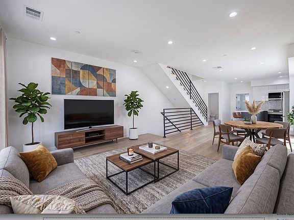 4th image of 11311 Collins St #11313-2