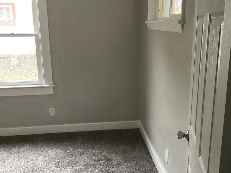 809 Leland Ave — Photo 9
