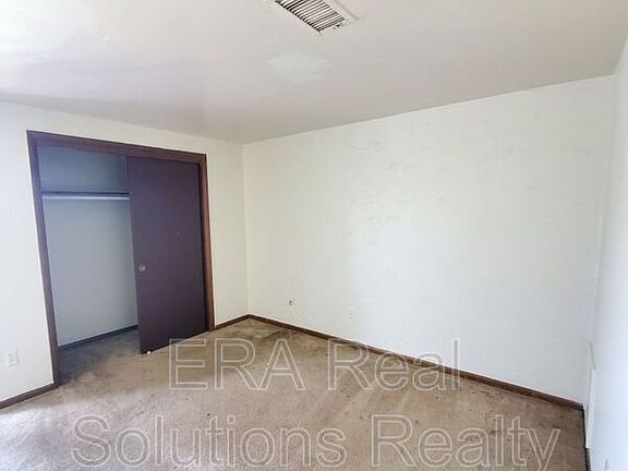 4th image of 5685 Ironwood Ct #D