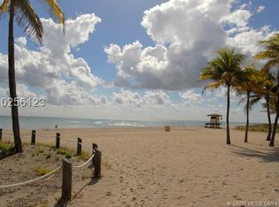 1901 N Surf Rd APT 17, Hollywood, FL 33019