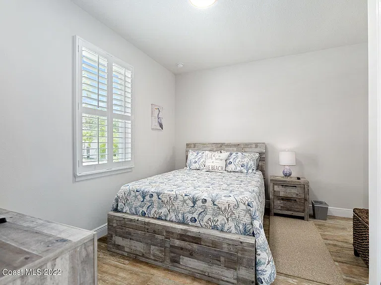 110 Enclave Ave — Photo 8