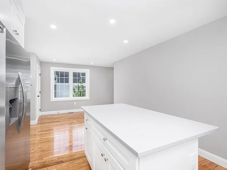 216 Vane St #2 — Photo 2