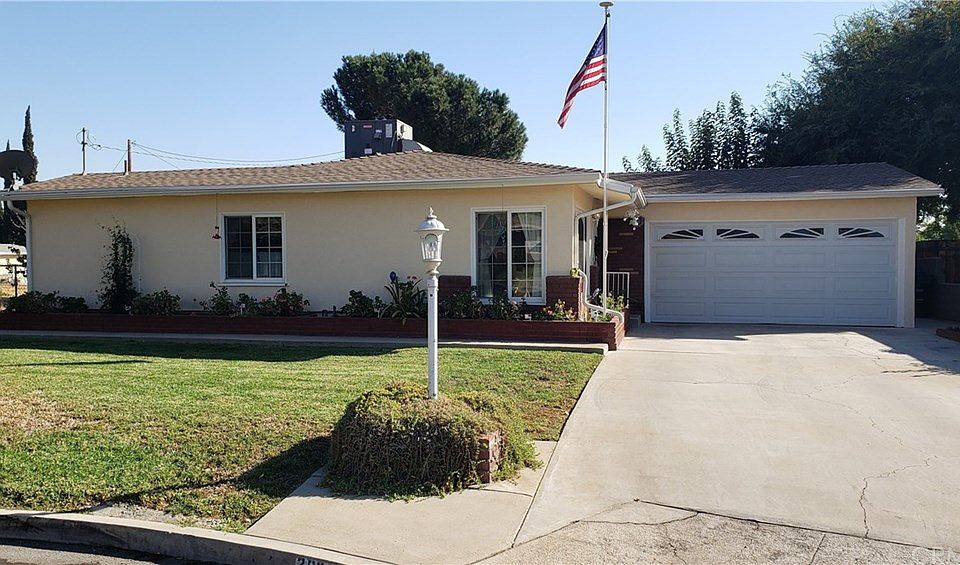 1st image of 26543 Goodman Ct