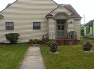 3348 5th St, Port Arthur, TX 77642