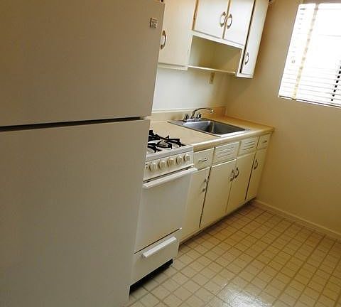 5th image of 1743 Richmond Ave APT 1
