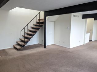 2550 Chamberlain Rd #C2, Akron, OH 44333