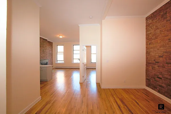 Rented by R New York | media 3