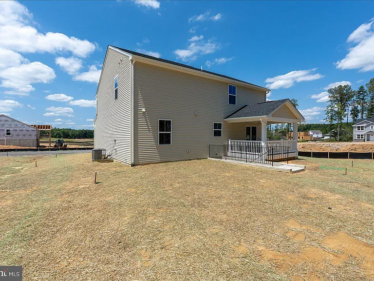 18045 South Village Dr — Photo 35