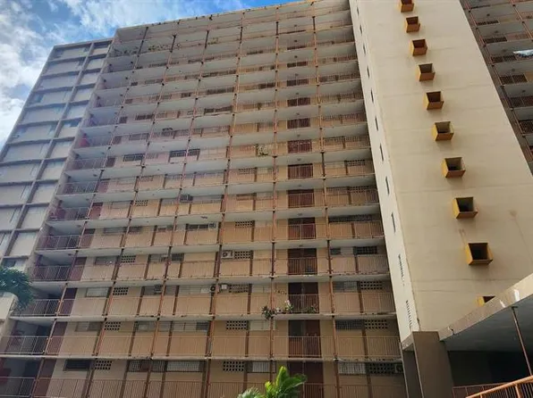 Jardines De Berwind APT C-805, San Juan, PR 00926