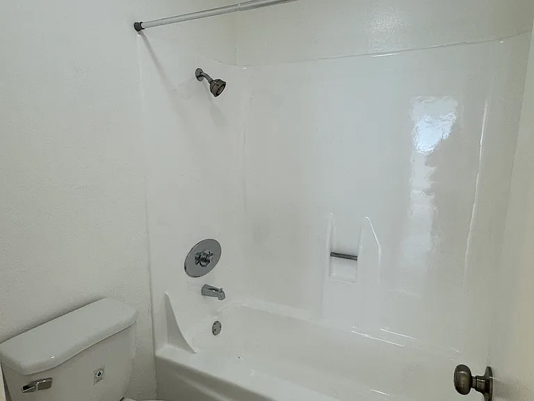 The Lennox — Photo 31