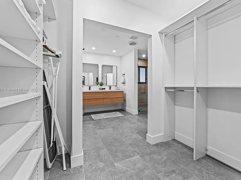 14875 SW 212th St — Photo 59