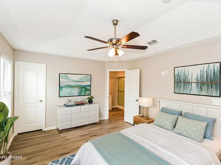 1266 Summit Oaks Dr E — Photo 11