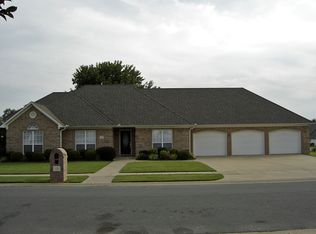 13 Country Village Cir, Cabot, AR 72023