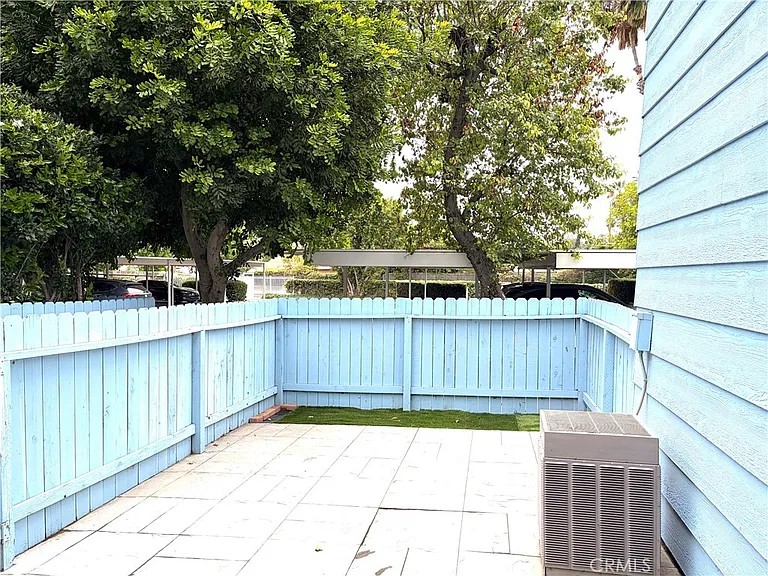 7025 Glade Ave #19 — Photo 11