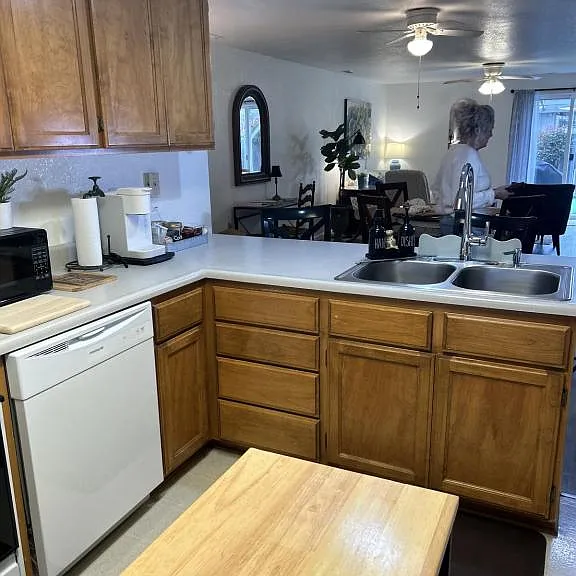 563 Primrose Dr — Photo 85