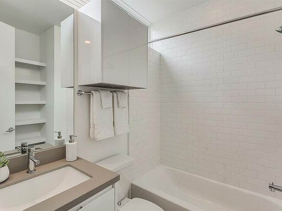 5th image of 2345 Sperber Ln