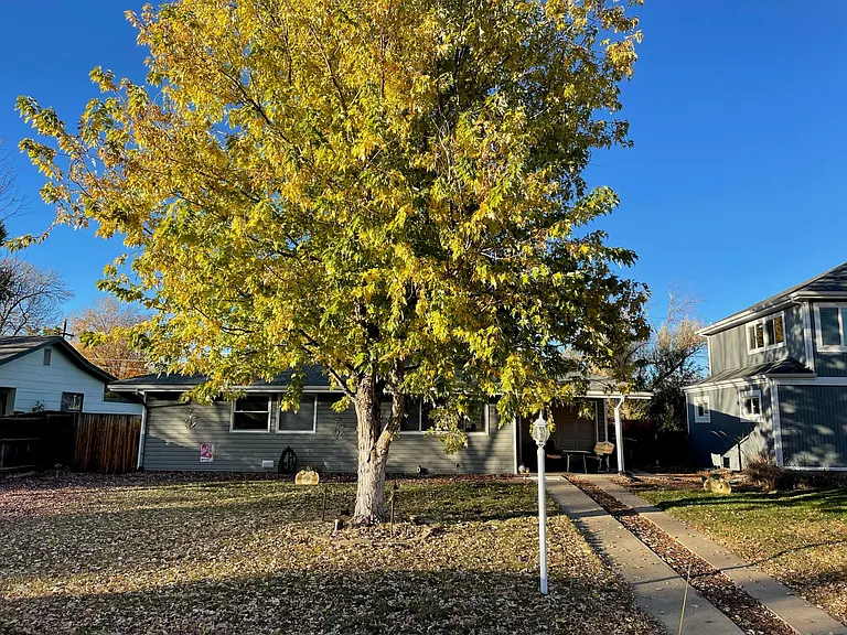 4865 E Arizona Ave — Photo 1