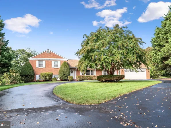 4196 Misty Ridge Dr, Haymarket, VA 20169