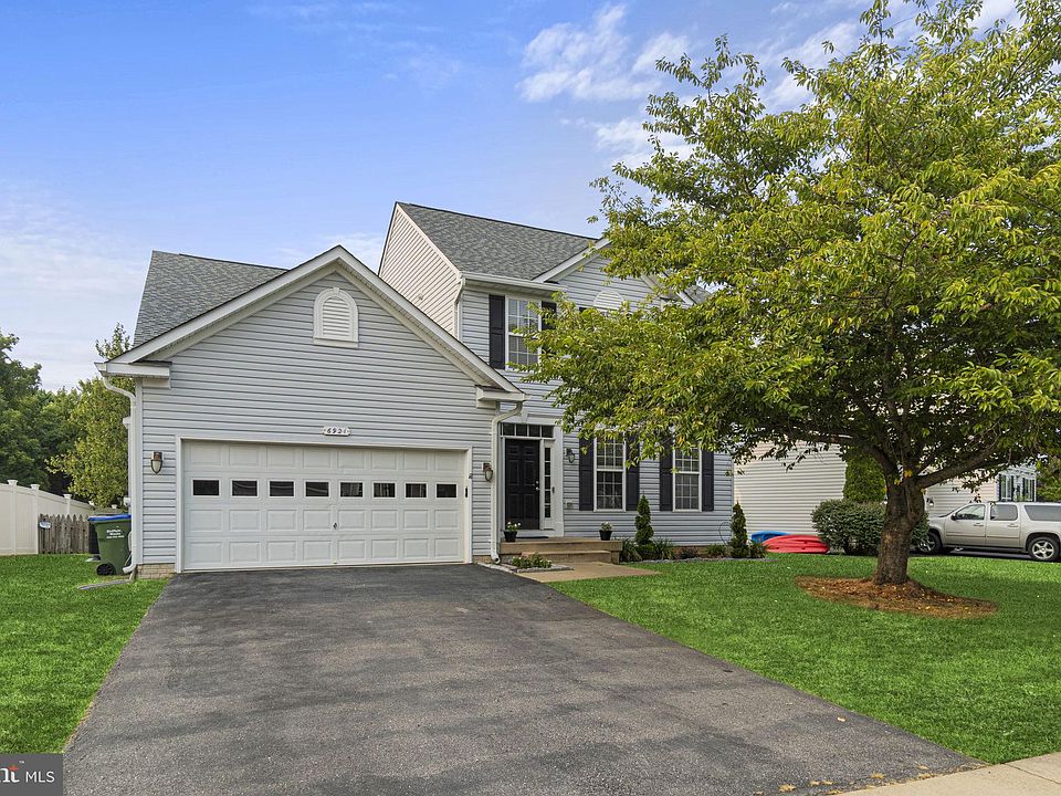 1st image of 6921 Versaille Dr